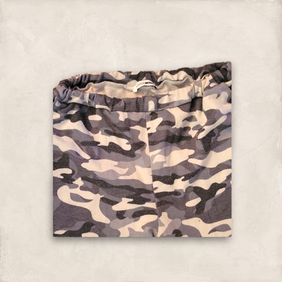 Camo Sweats - Picture 2 of 2